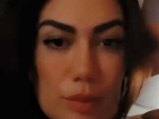 emilybrowm's Current Model Photo