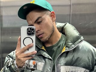 MikeeScooth's Current Model Photo
