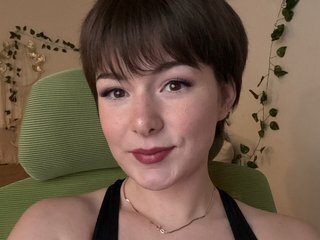 natiwithaphati's Current Model Photo