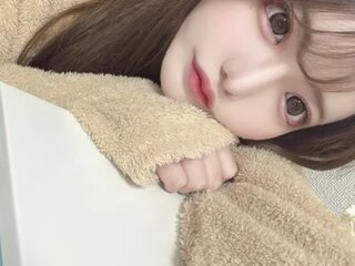 chanMOMO's Current Model Photo
